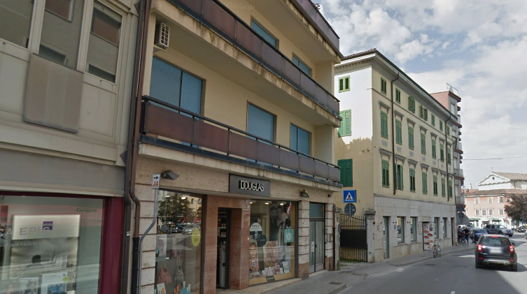 Copertina per C'è anche la profumeria di Cervignano tra quelle che Douglas chiuderà nei prossimi mesi